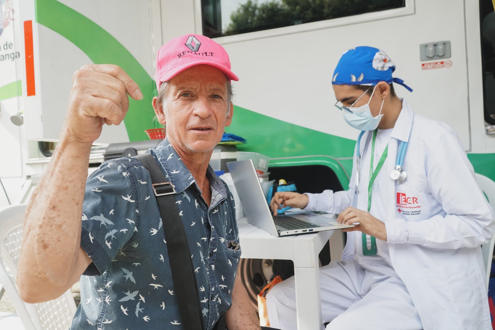 UNIDAD MÓVIL DE SALUD LLEGA A BARRIOS Y VEREDAS DE BUCARAMANGA